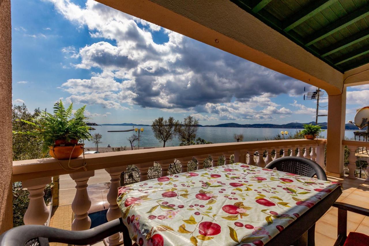 Mare-More Studio W Balcony And Beach Front And View Zadar Exteriör bild