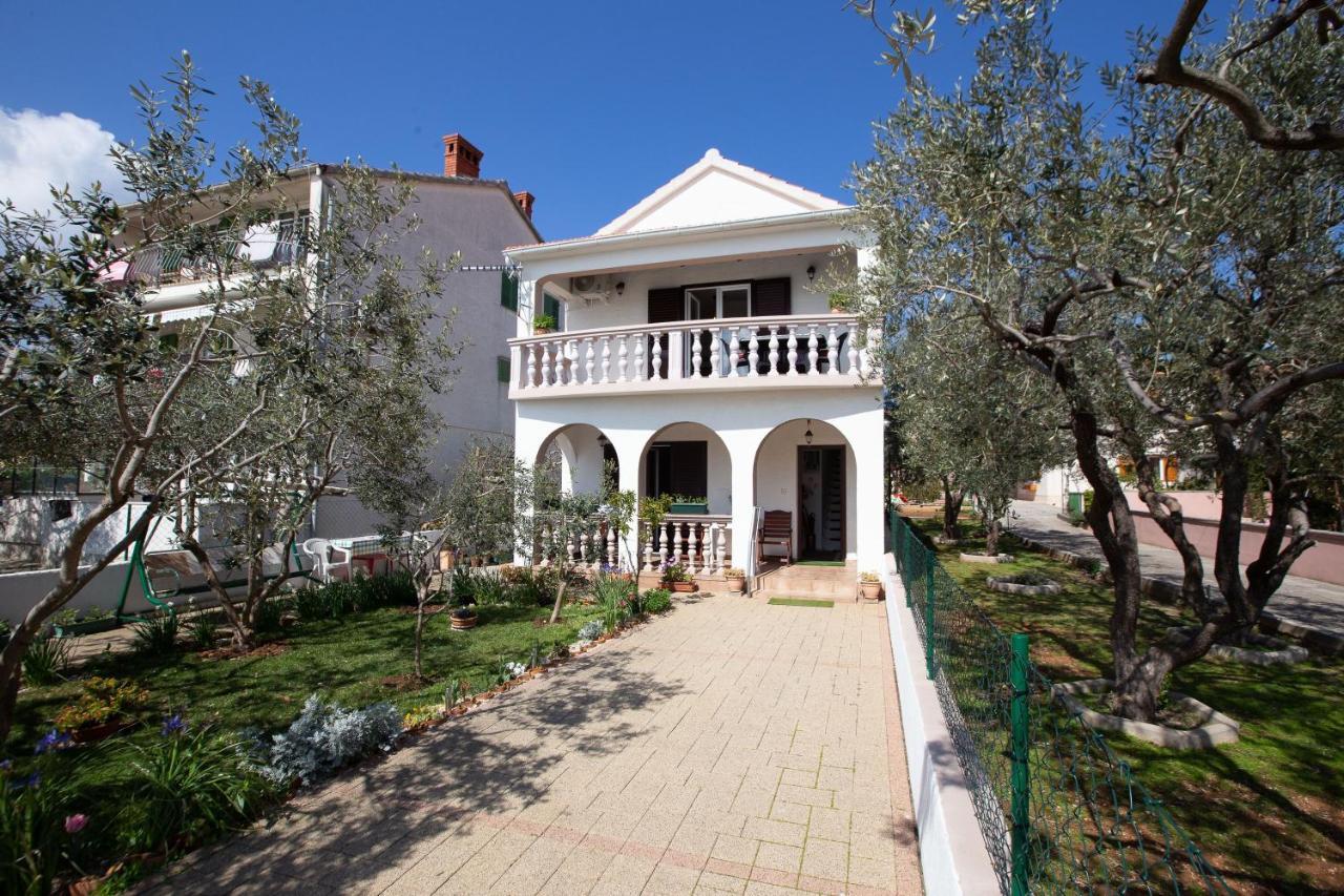 Mare-More Studio W Balcony And Beach Front And View Zadar Exteriör bild